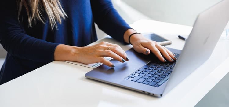 Comment rédiger une lettre de présentation pour un poste de secrétaire dentaire?